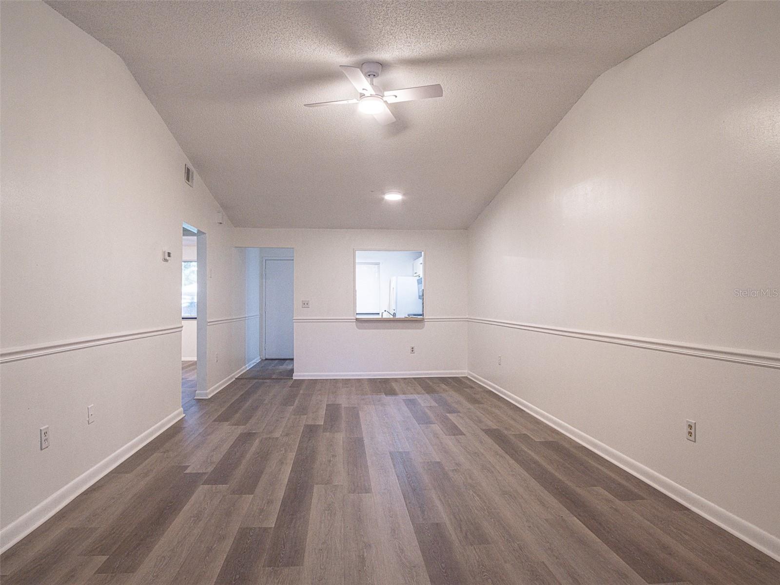 1934 PEPPERMILL DR #1934 — photo 5