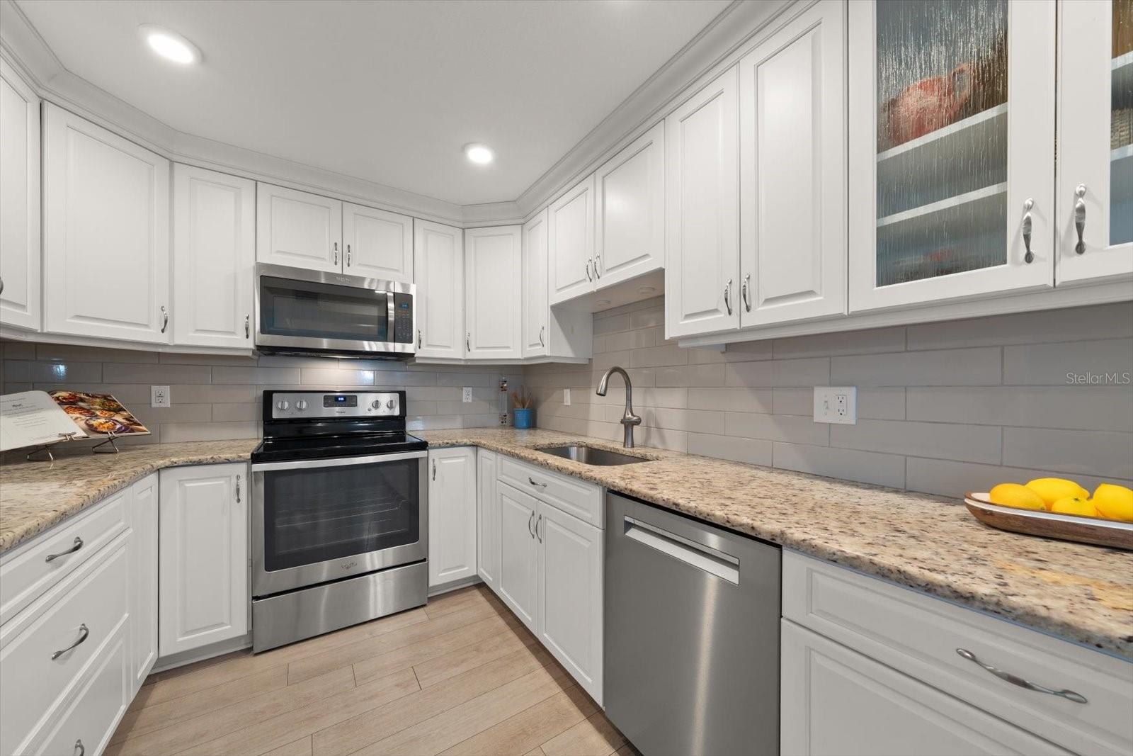 2700 BAYSHORE BLVD #11404 — photo 12