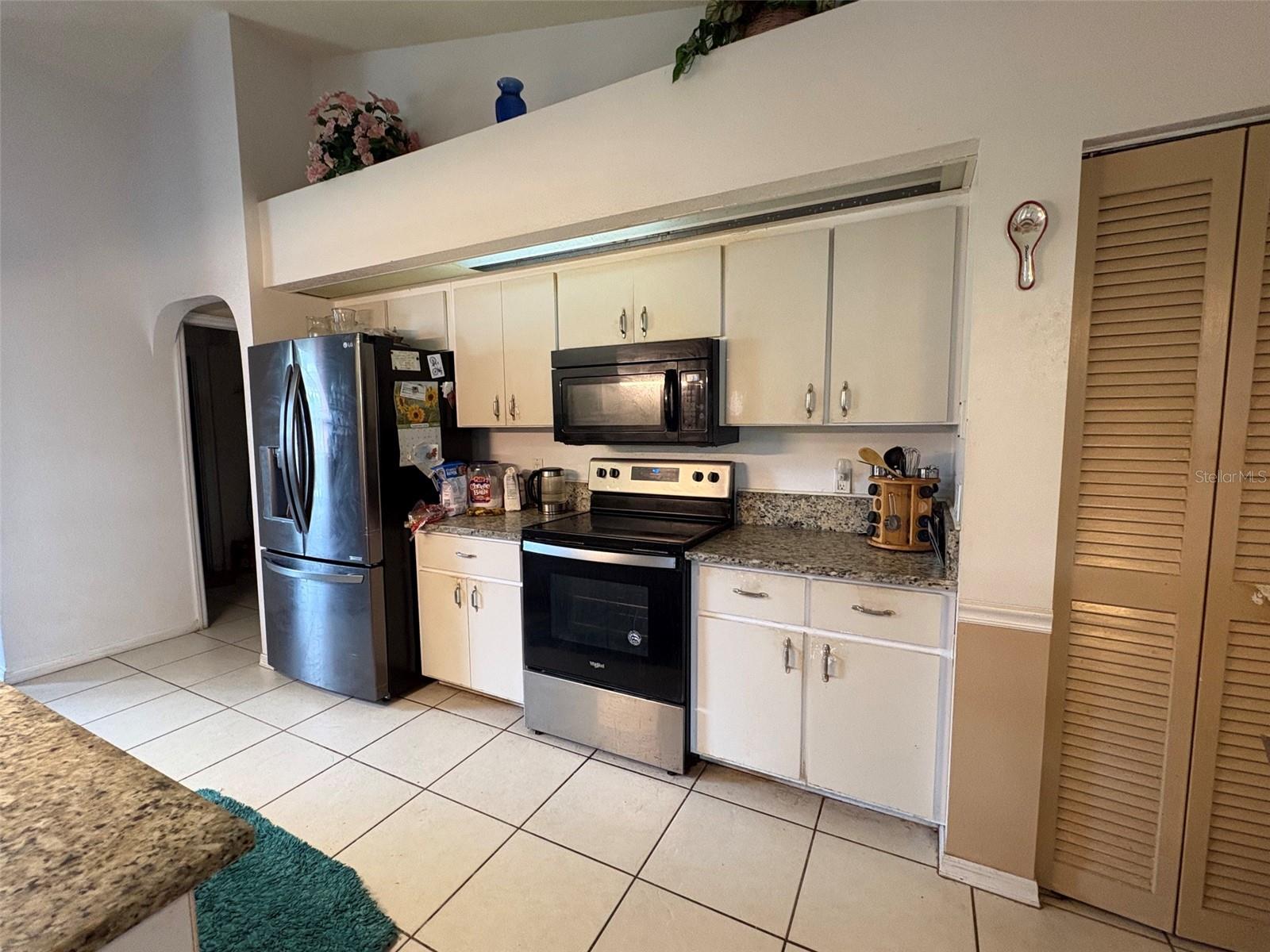 2841 ALGARDI LN — photo 4