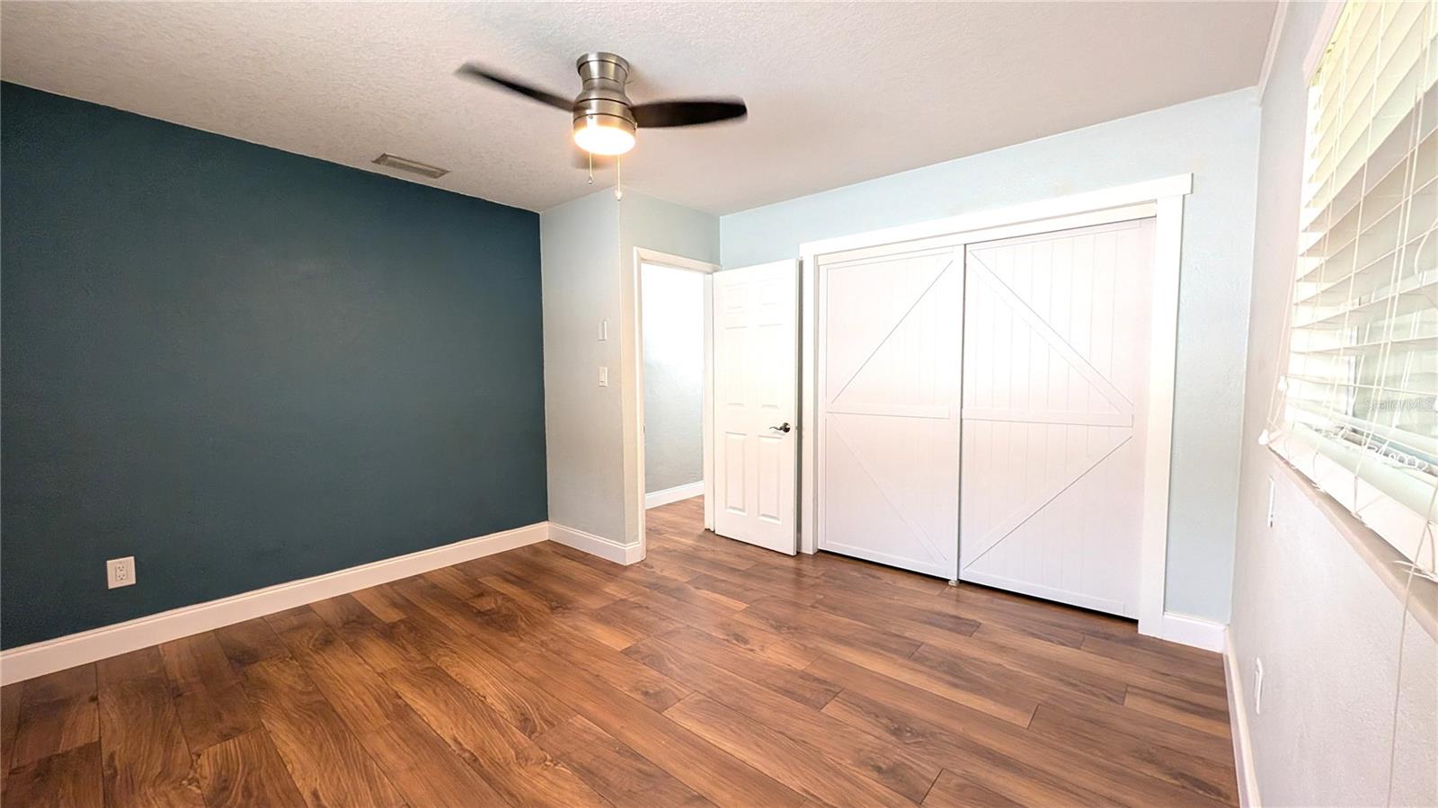 3005 W MARLIN AVE — photo 6
