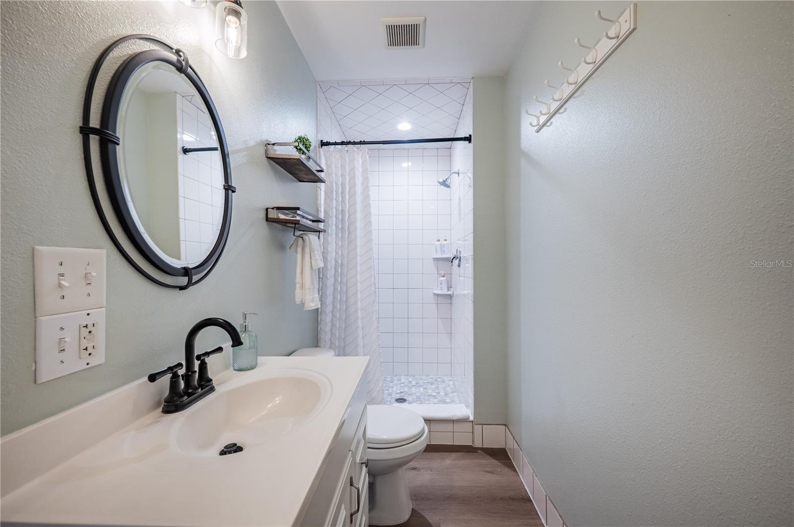1462 MORROW DR — photo 16