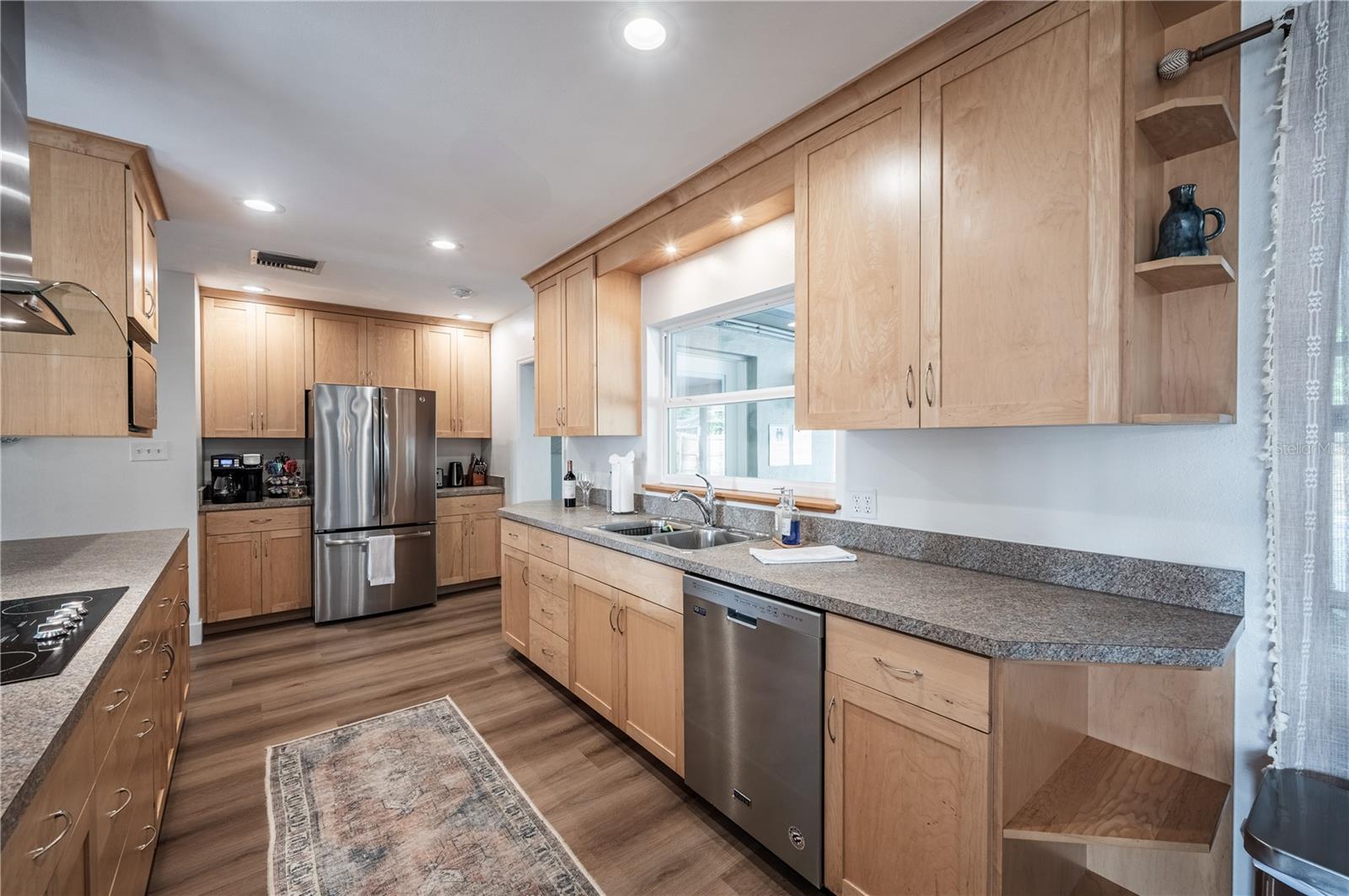 1462 MORROW DR — photo 18