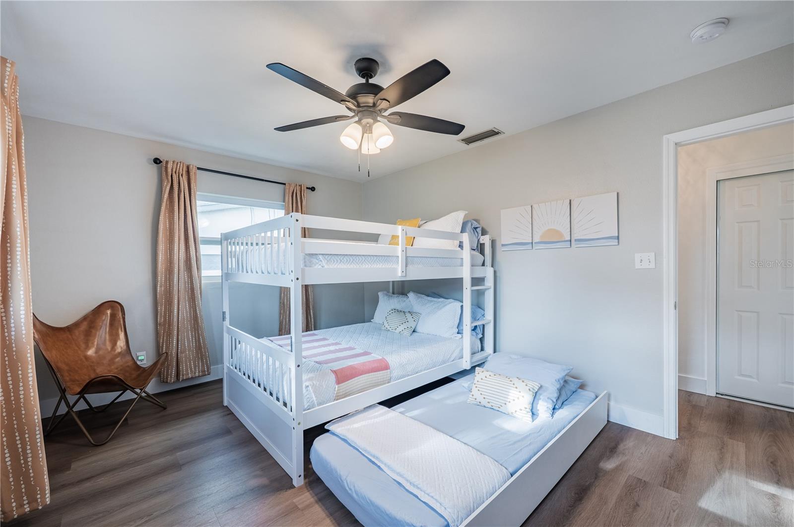 1462 MORROW DR — photo 46