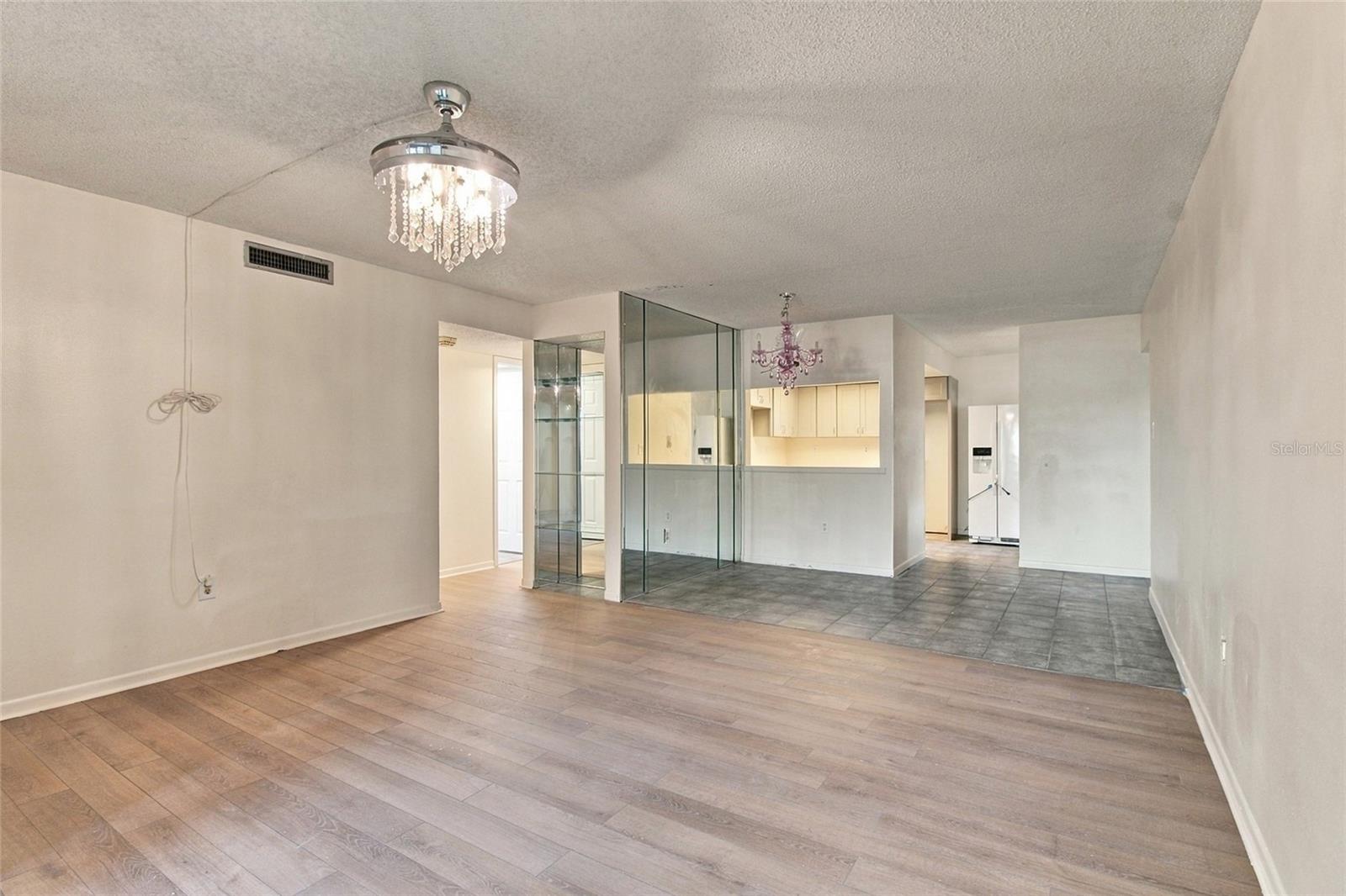 2650 COUNTRYSIDE BLVD #B105 — photo 5