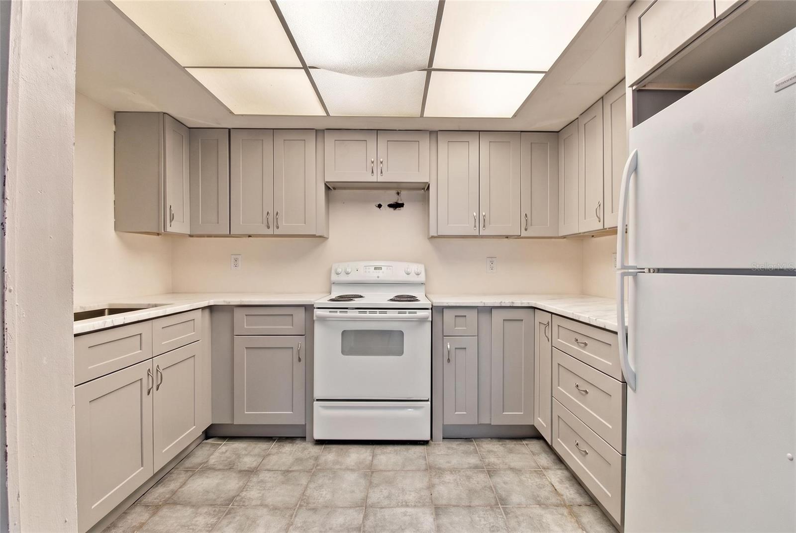2650 COUNTRYSIDE BLVD #B105 — photo 8