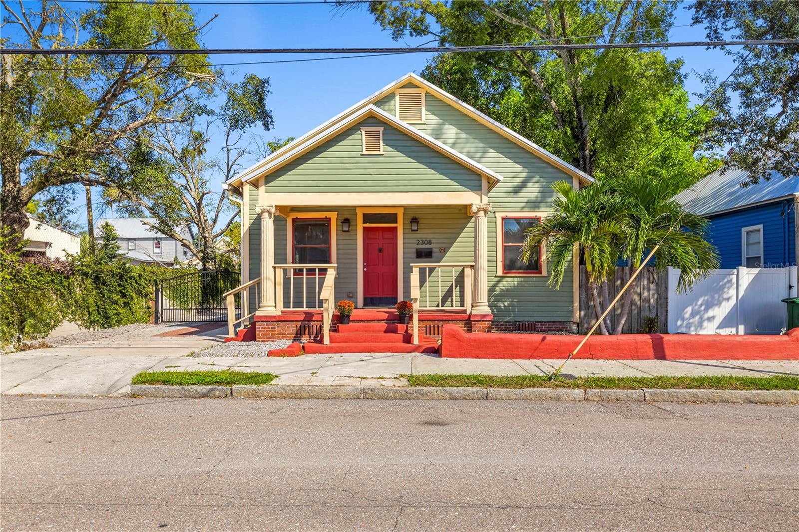 2308 E 4TH AVE — photo 49