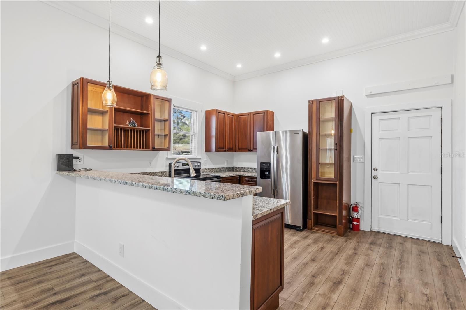 2308 E 4TH AVE — photo 18