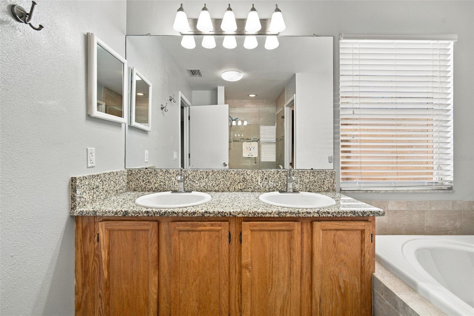 1726 SPLIT FORK DR — photo 42