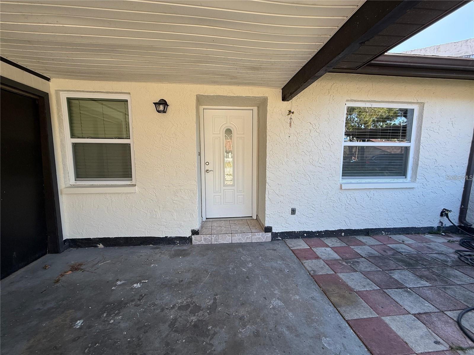 2045 SUNSET GROVE LN — photo 2