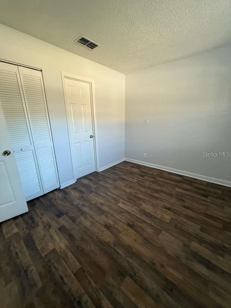2045 SUNSET GROVE LN — photo 8