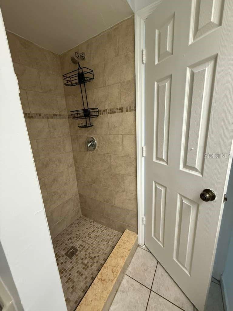 2045 SUNSET GROVE LN — photo 15