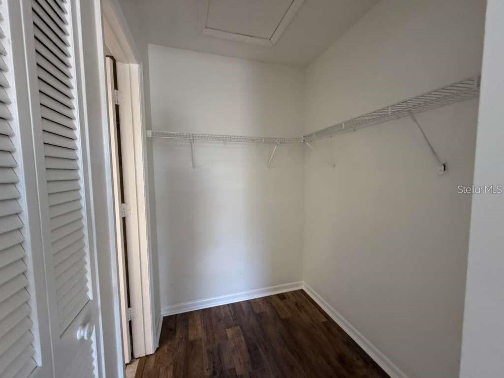 2045 SUNSET GROVE LN — photo 14