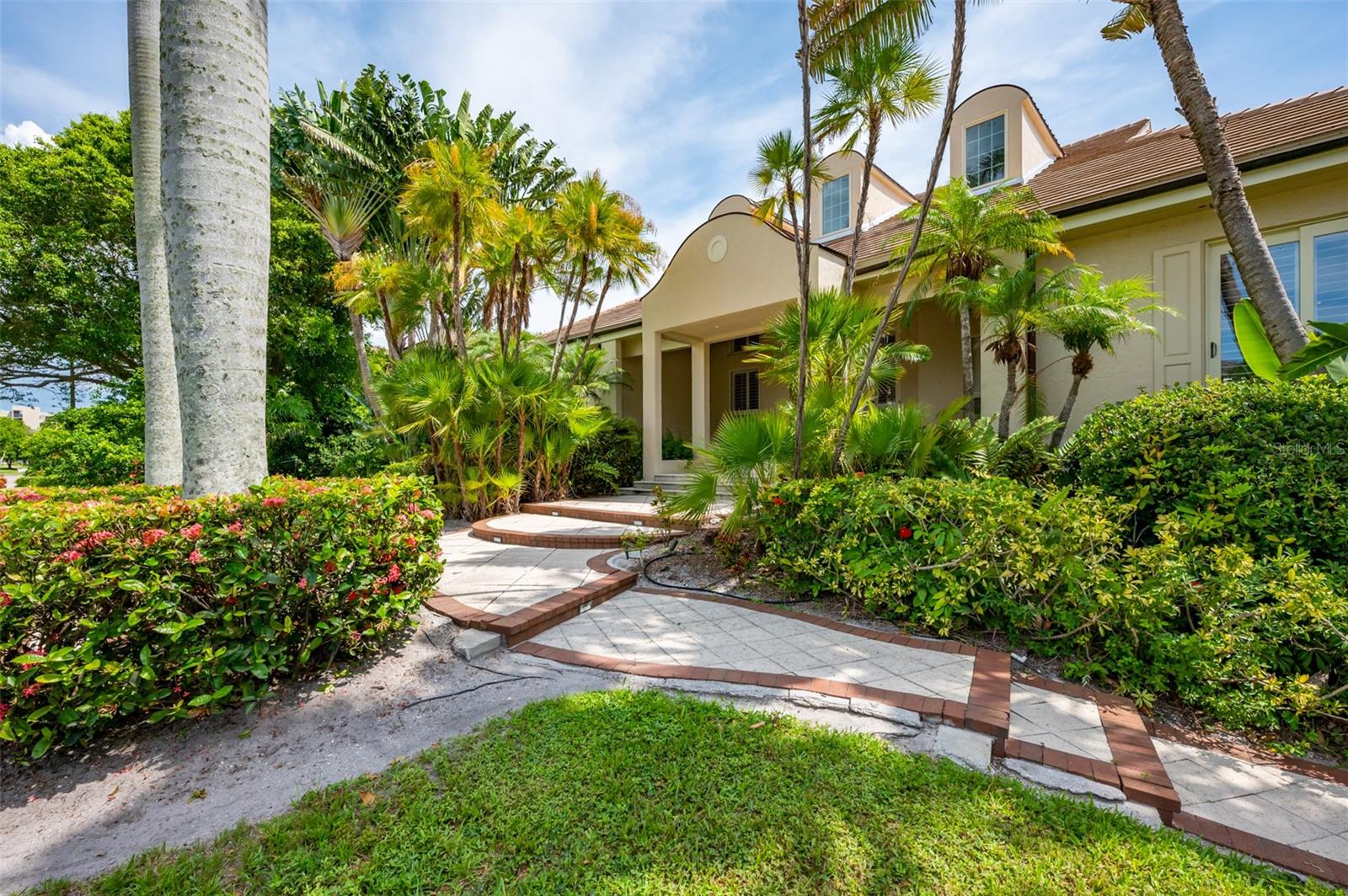 981 LONGBOAT CLUB RD — photo 24