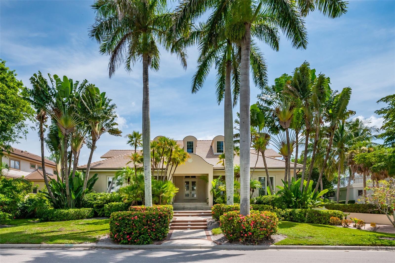 981 LONGBOAT CLUB RD — photo 18