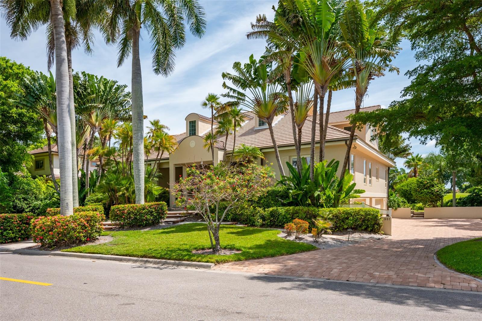 981 LONGBOAT CLUB RD — photo 19