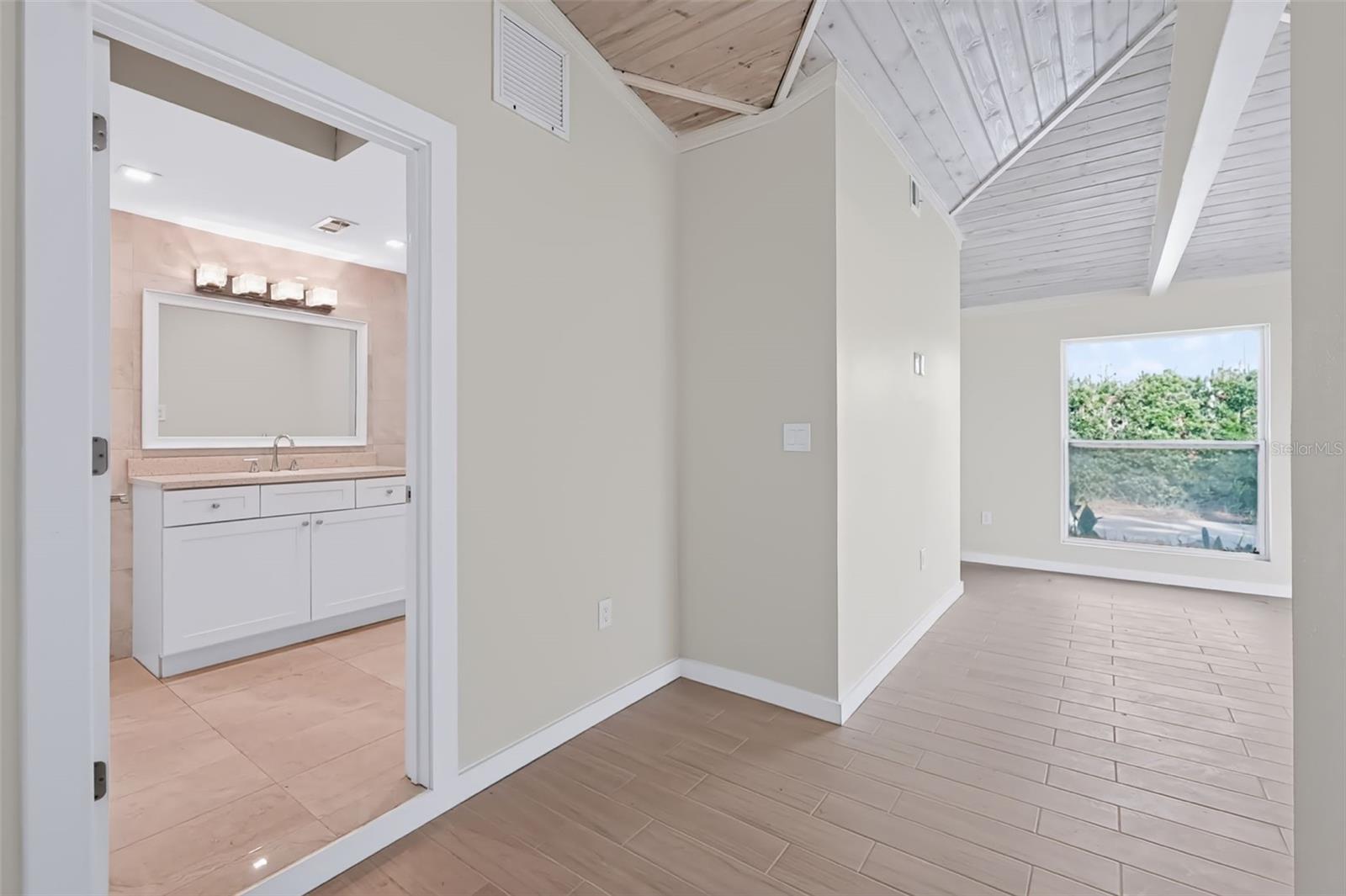 2123 BAYOU DR — photo 26