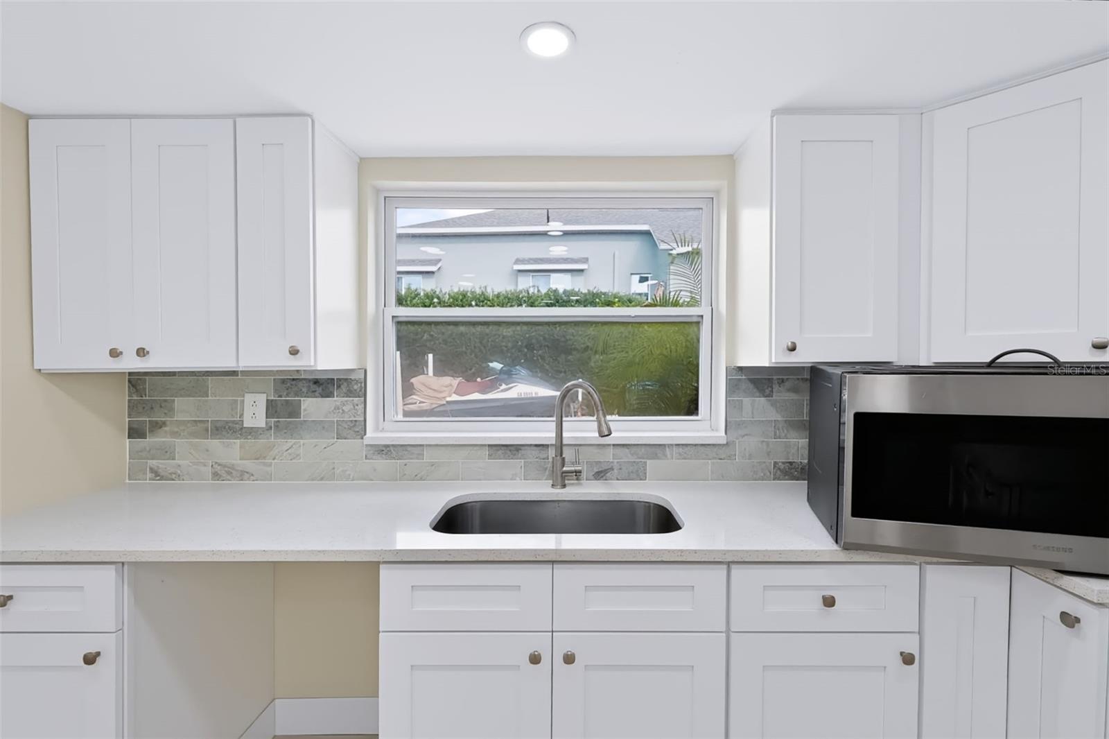 2123 BAYOU DR — photo 31