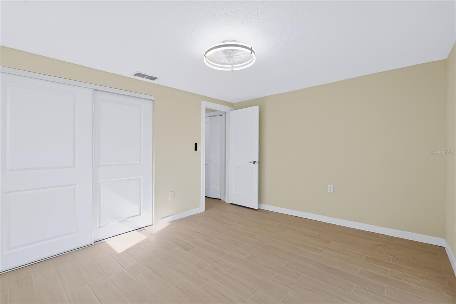 2123 BAYOU DR — photo 18