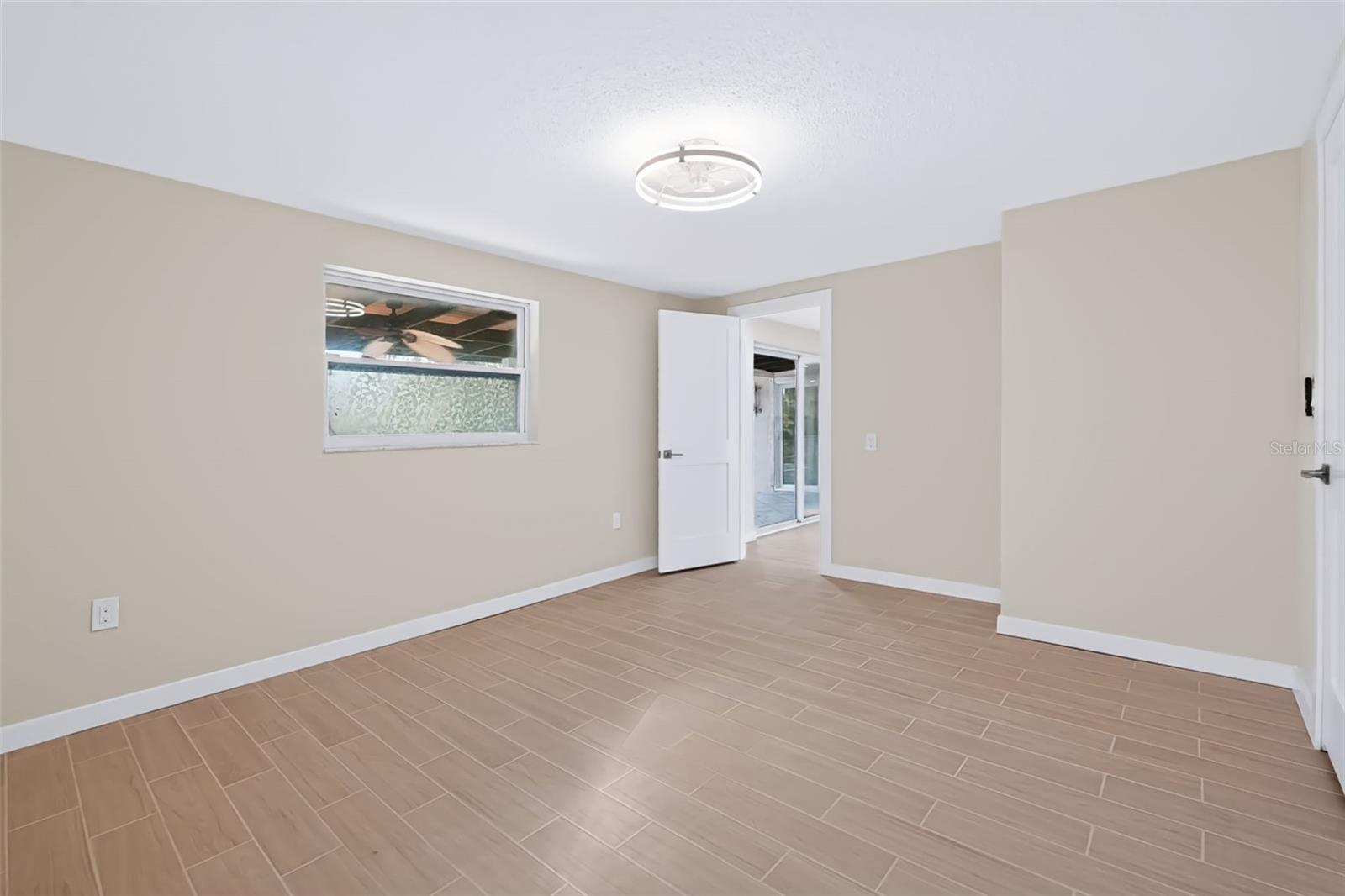2123 BAYOU DR — photo 13