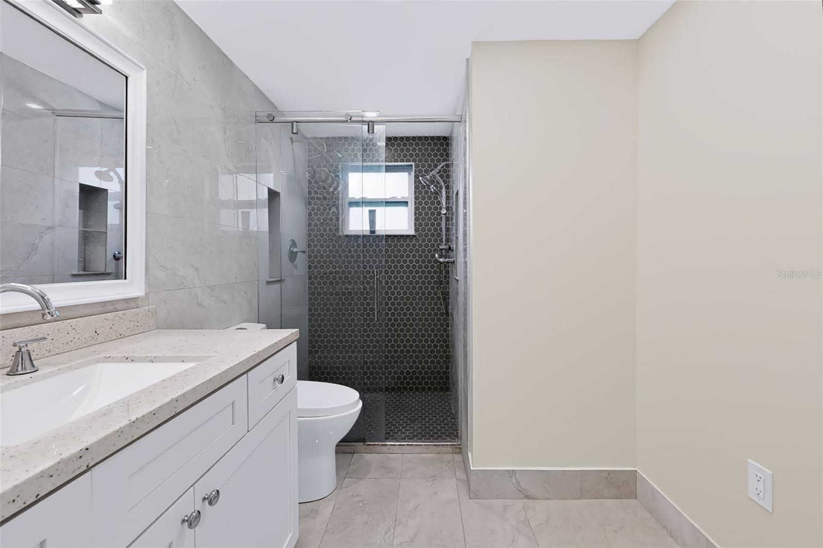 2123 BAYOU DR — photo 23