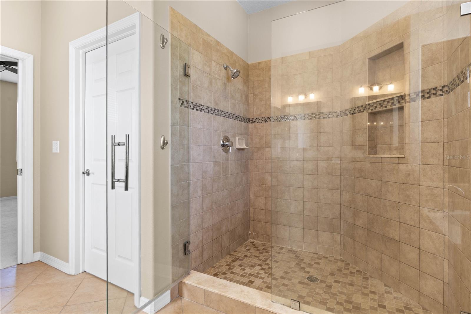4152 GRANDCHAMP CIR — photo 28