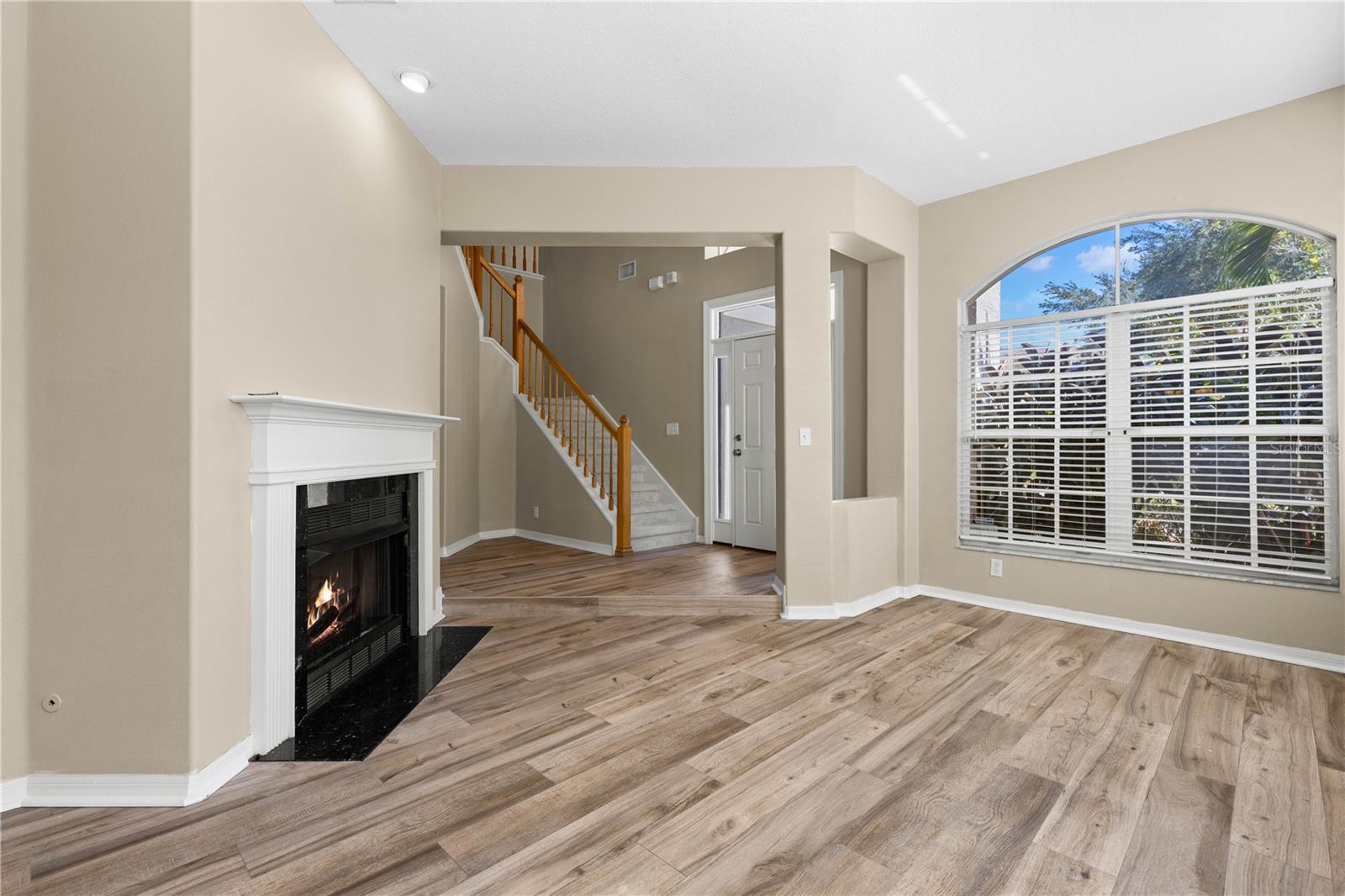 4152 GRANDCHAMP CIR — photo 5