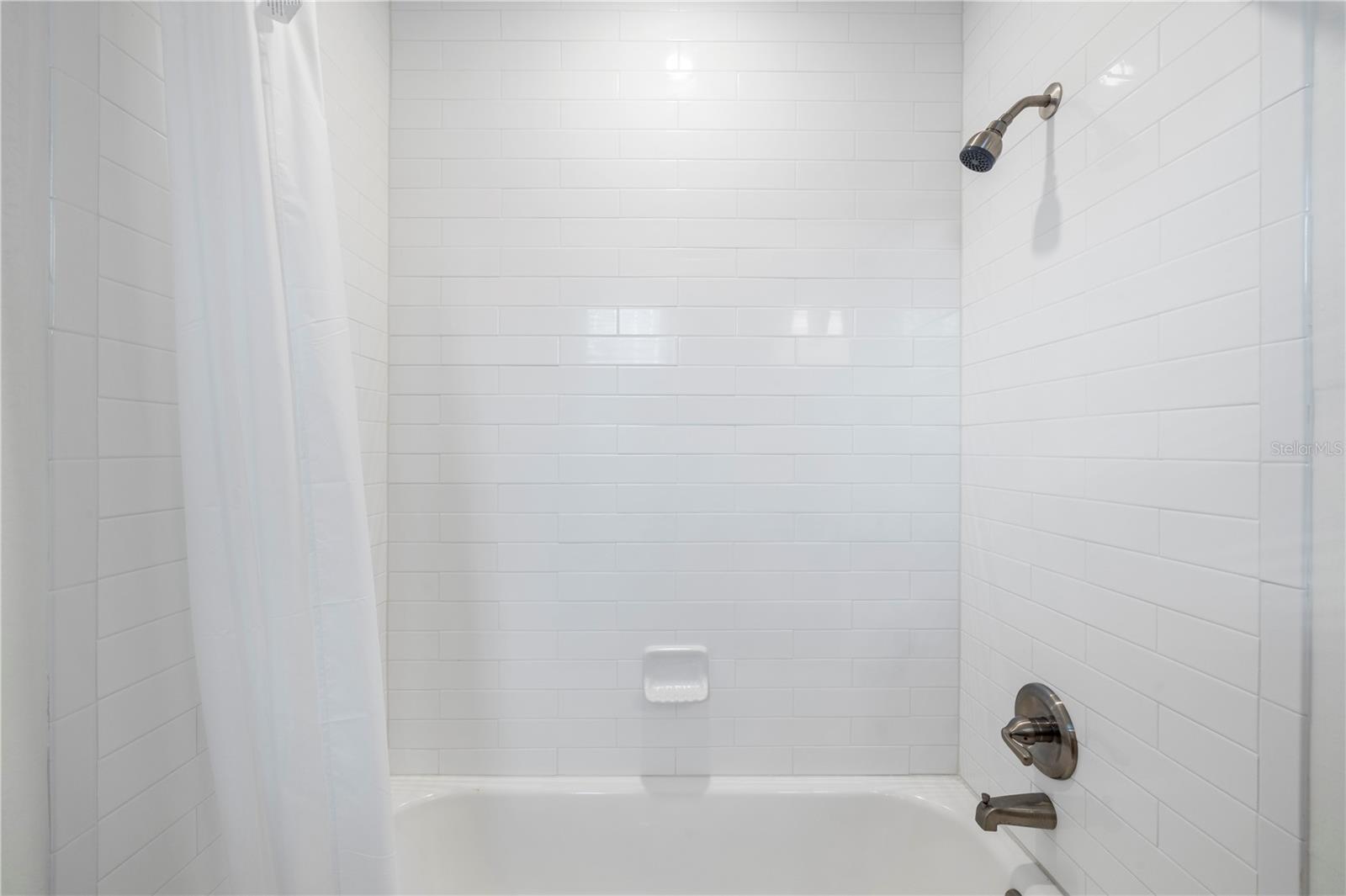 2308 E 4TH AVE — photo 36