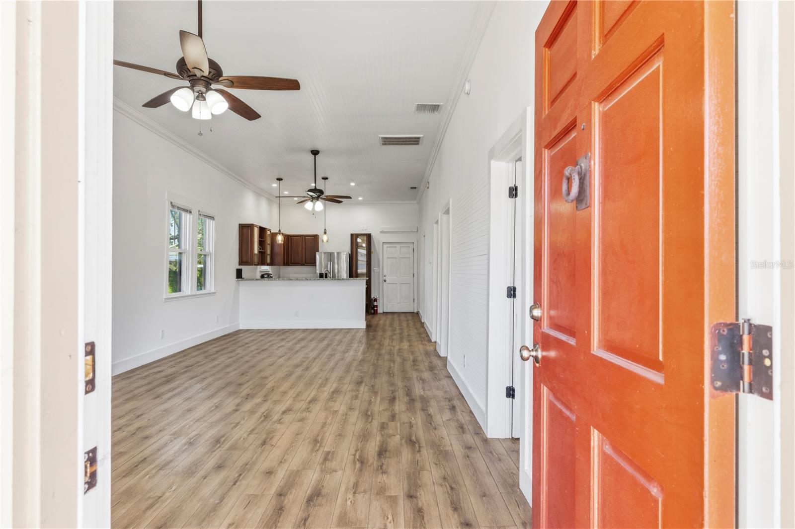 2308 E 4TH AVE — photo 9