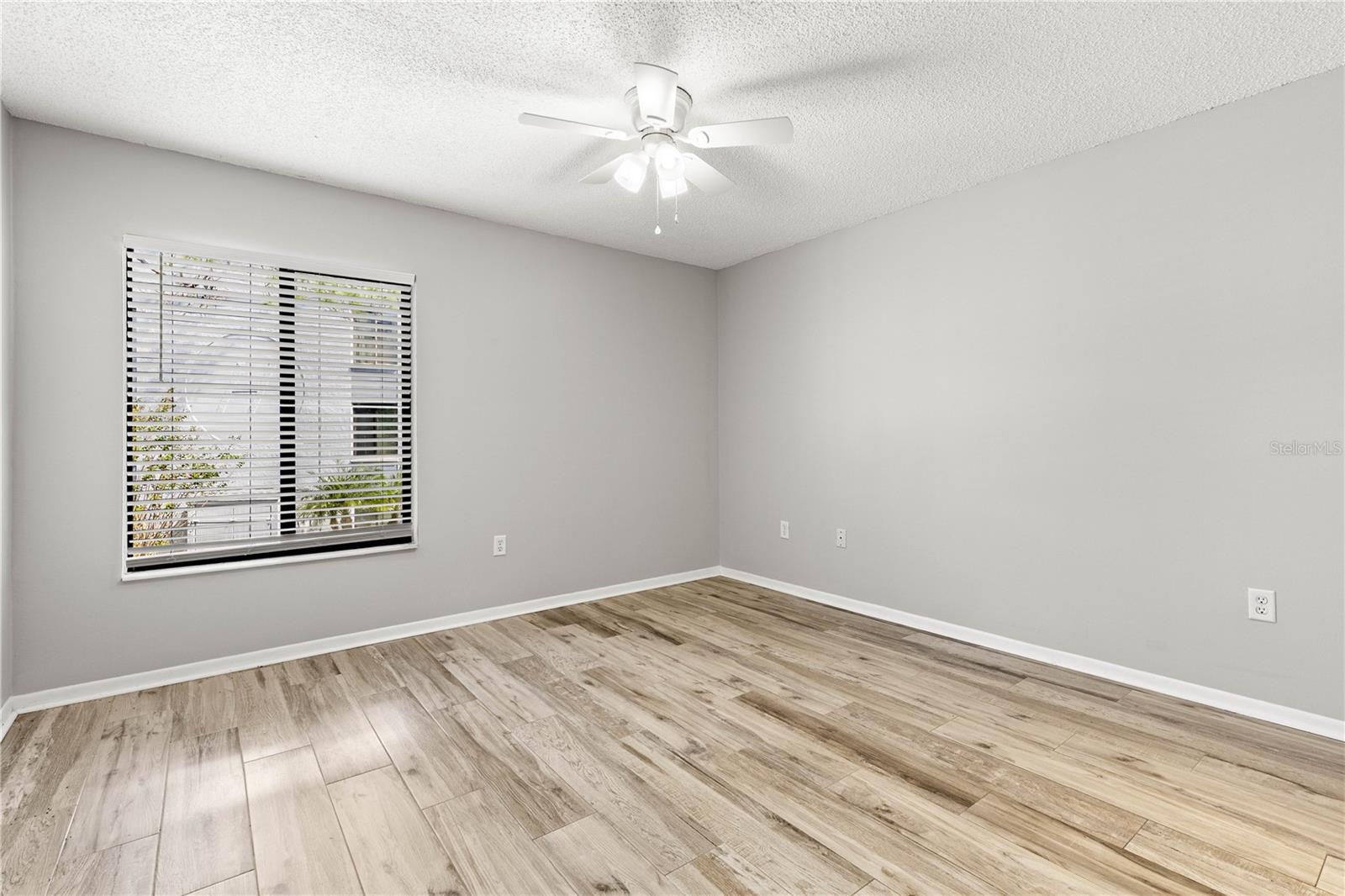 1281 PINE RIDGE CIR E #A2 — photo 25