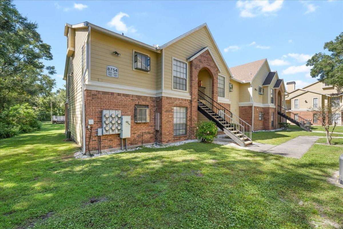 8754 MALLARD RESERVE DR #201 — photo 10