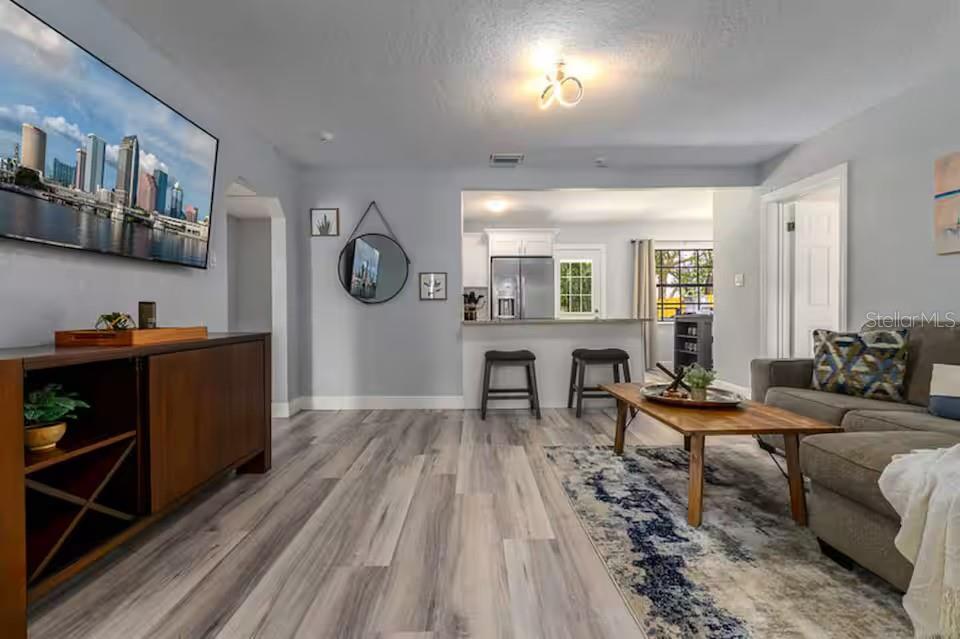 5212 S PURITAN AVE — photo 3