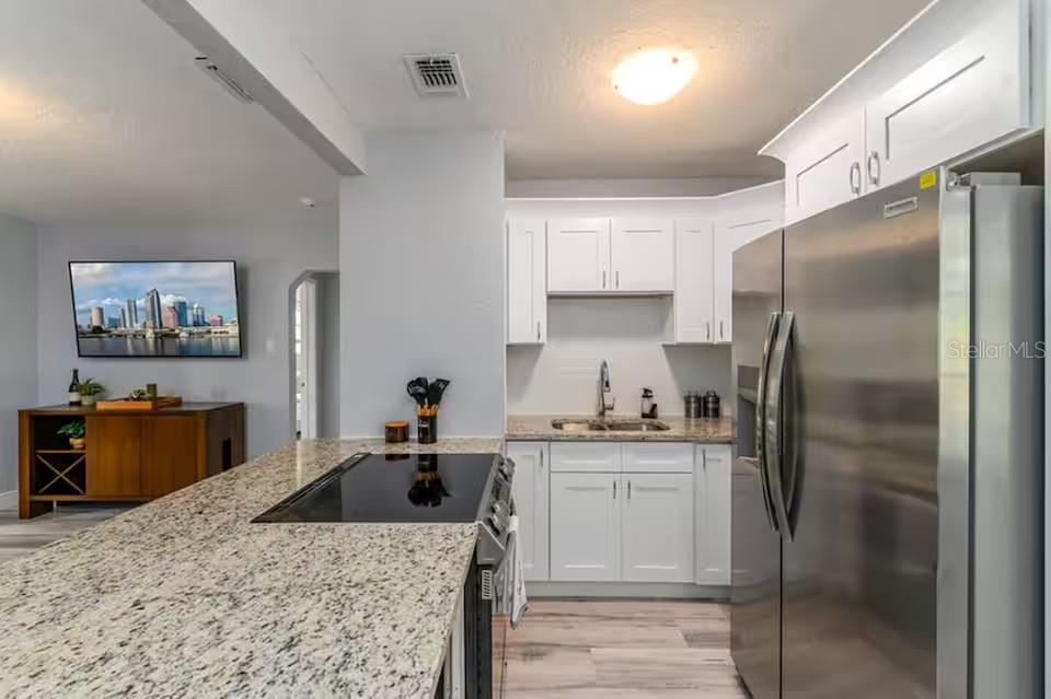 5212 S PURITAN AVE — photo 6