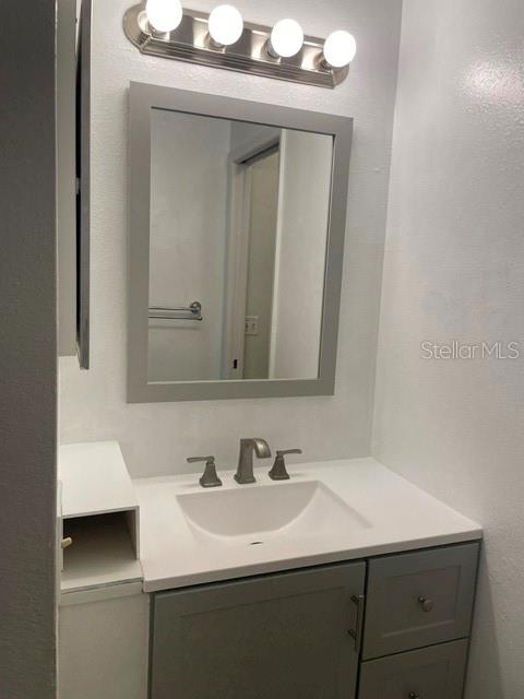 2242 BANCROFT CIR N #F — photo 14