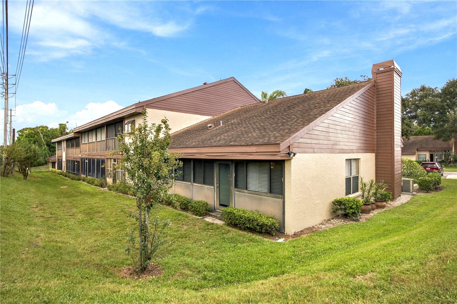 2815 COUNTRYBROOK DR #11 — photo 4