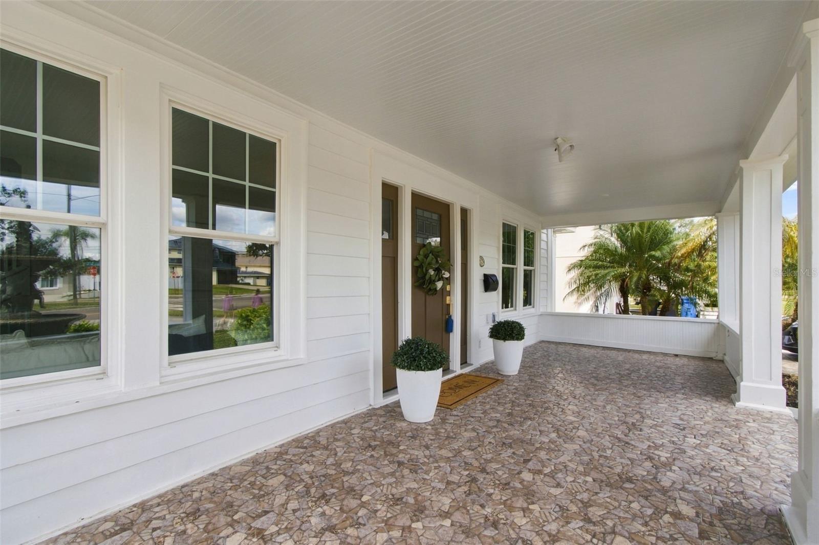 5426 VENETIAN BLVD NE — photo 8