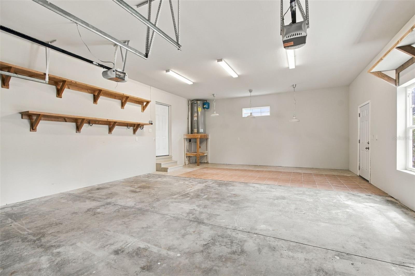 5426 VENETIAN BLVD NE — photo 43