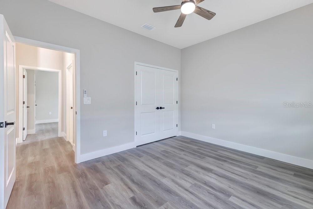 2203 W LOWRY AVE — photo 17