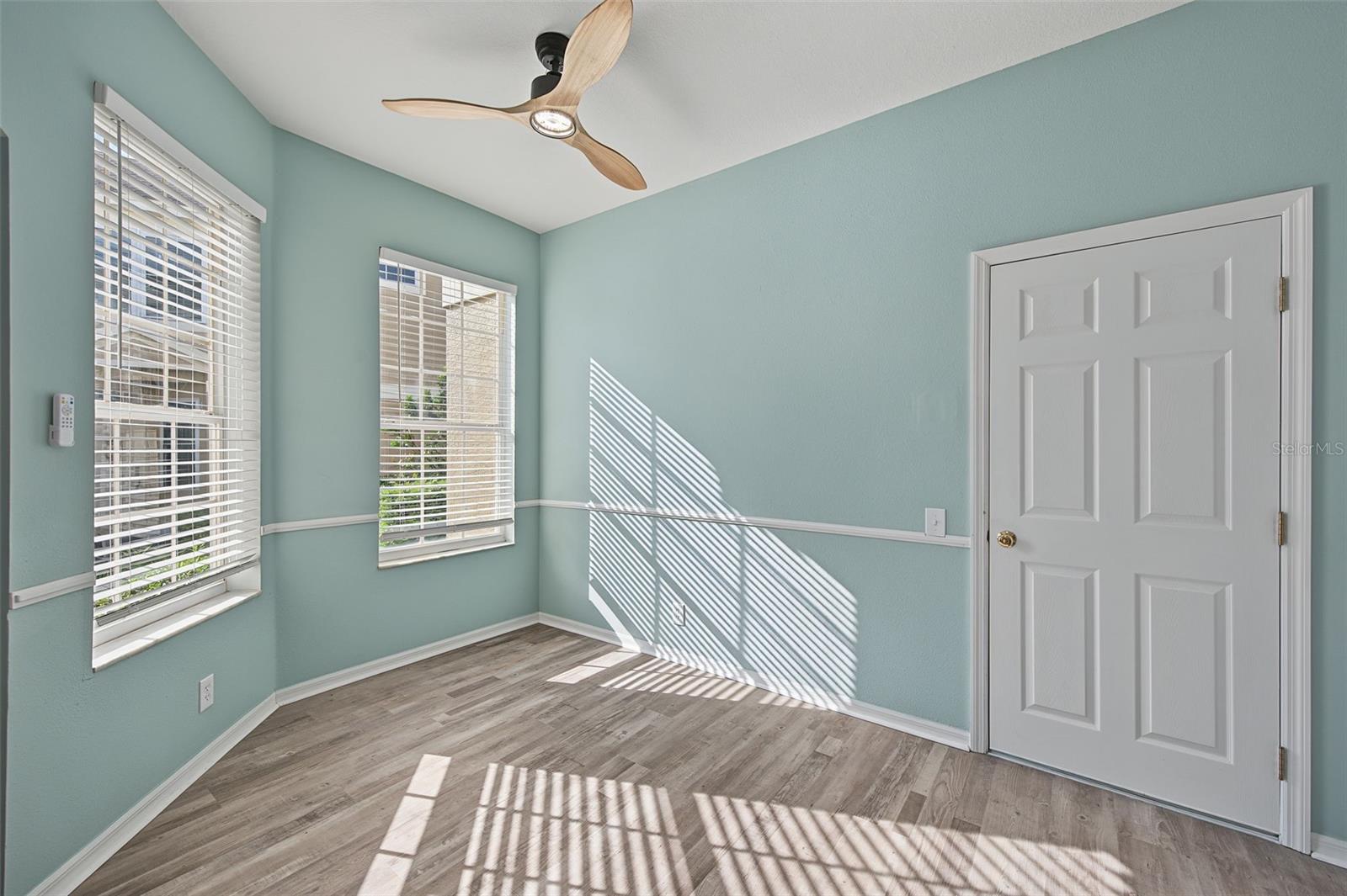 2555 NEWBERN DR — photo 10