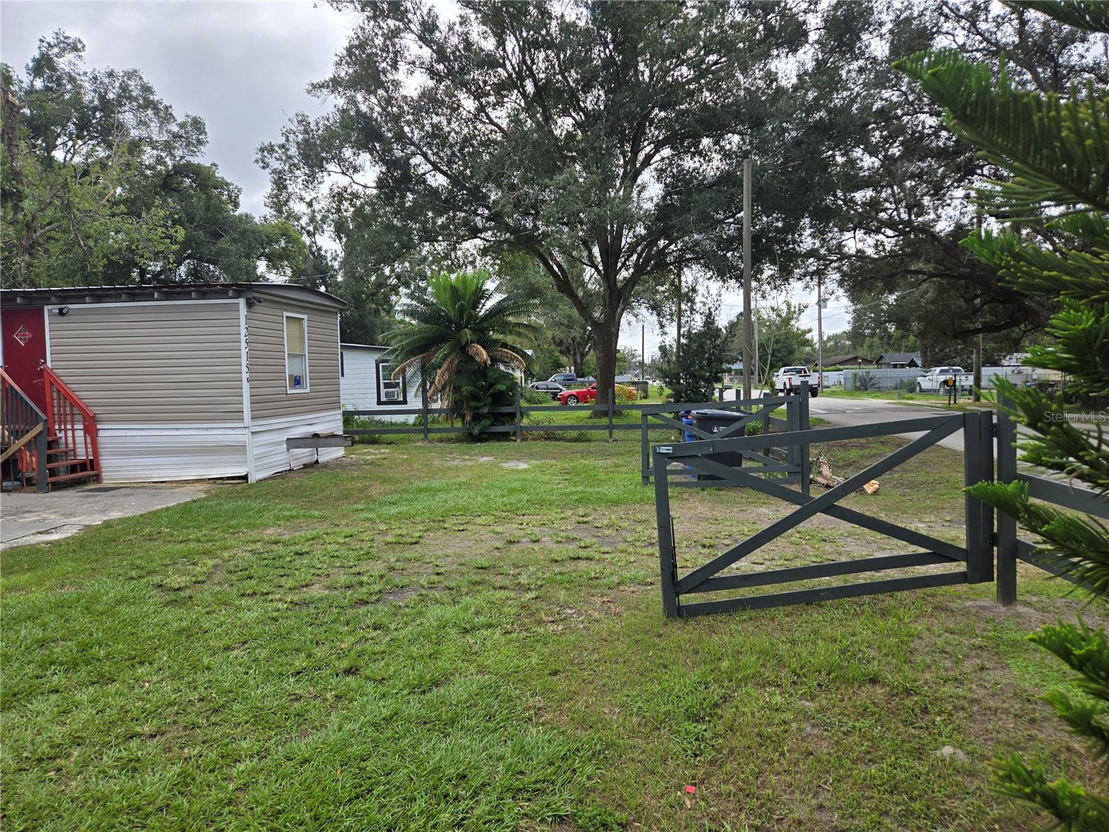 12515 FOUR OAKS RD — photo 10