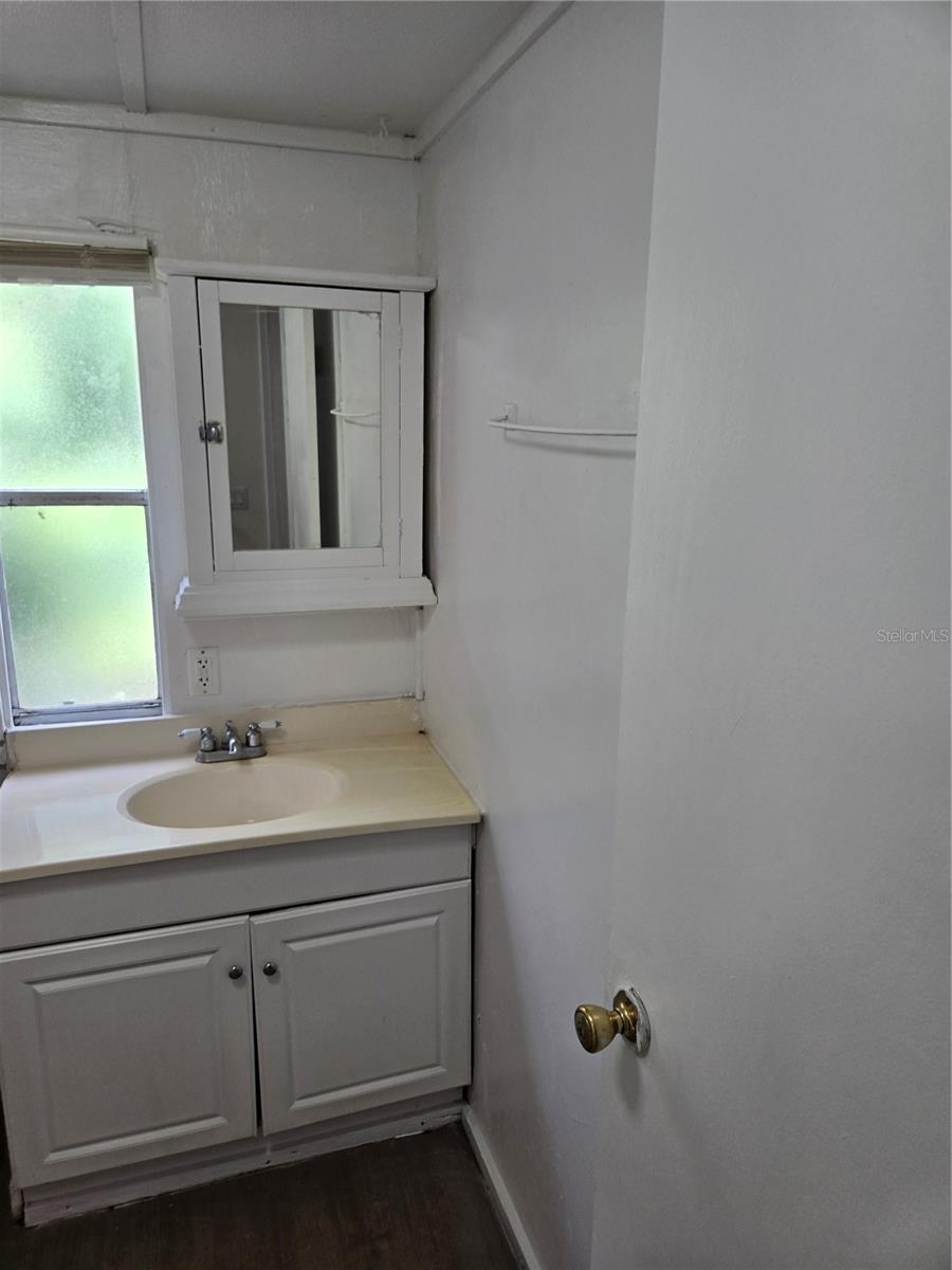 12515 FOUR OAKS RD — photo 22