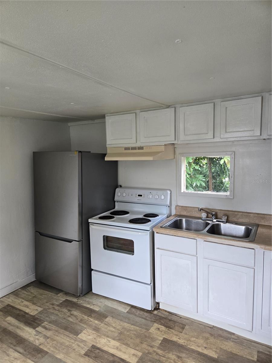12515 FOUR OAKS RD — photo 13