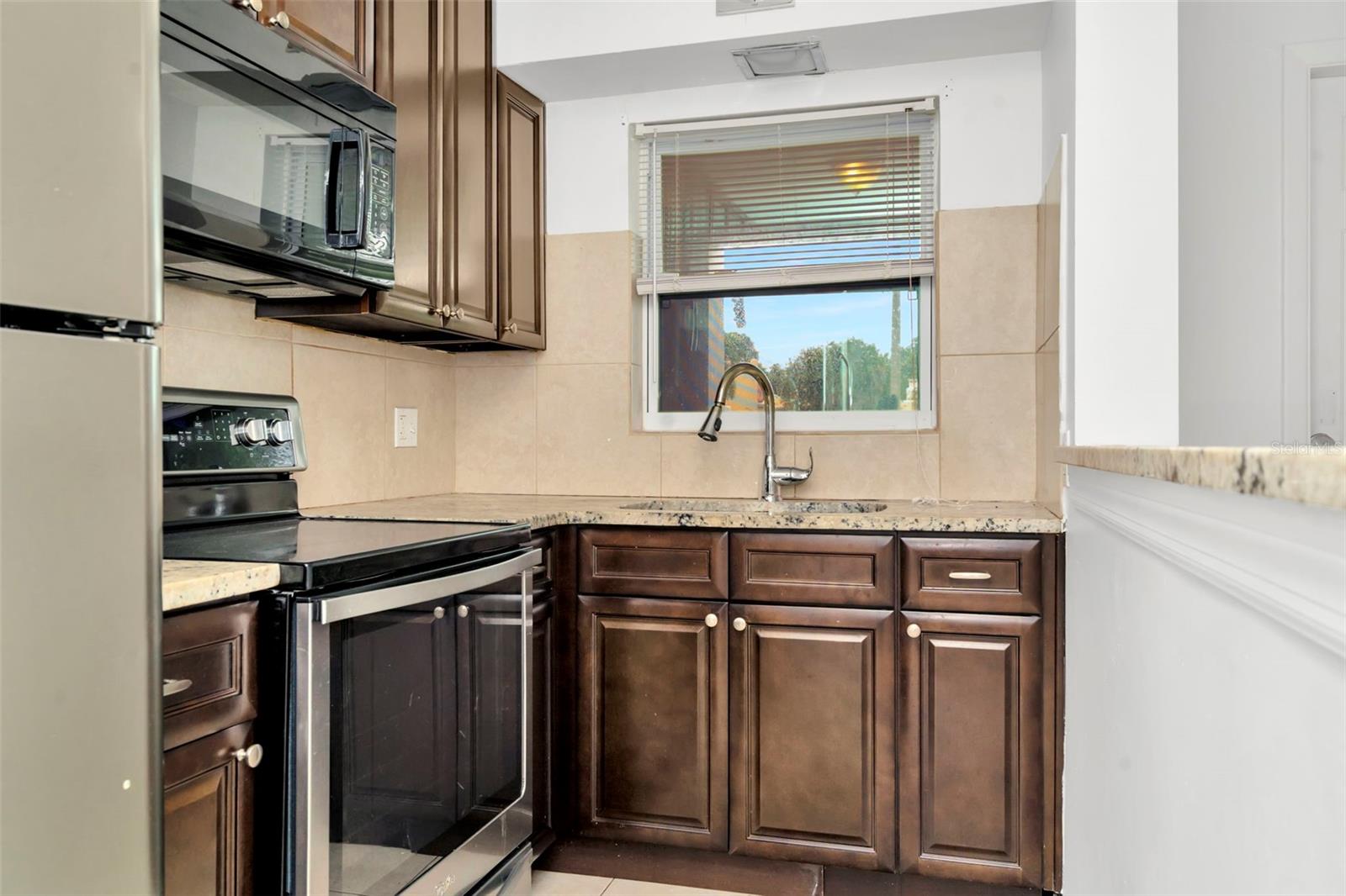3700 HAINES RD N #6 — photo 5