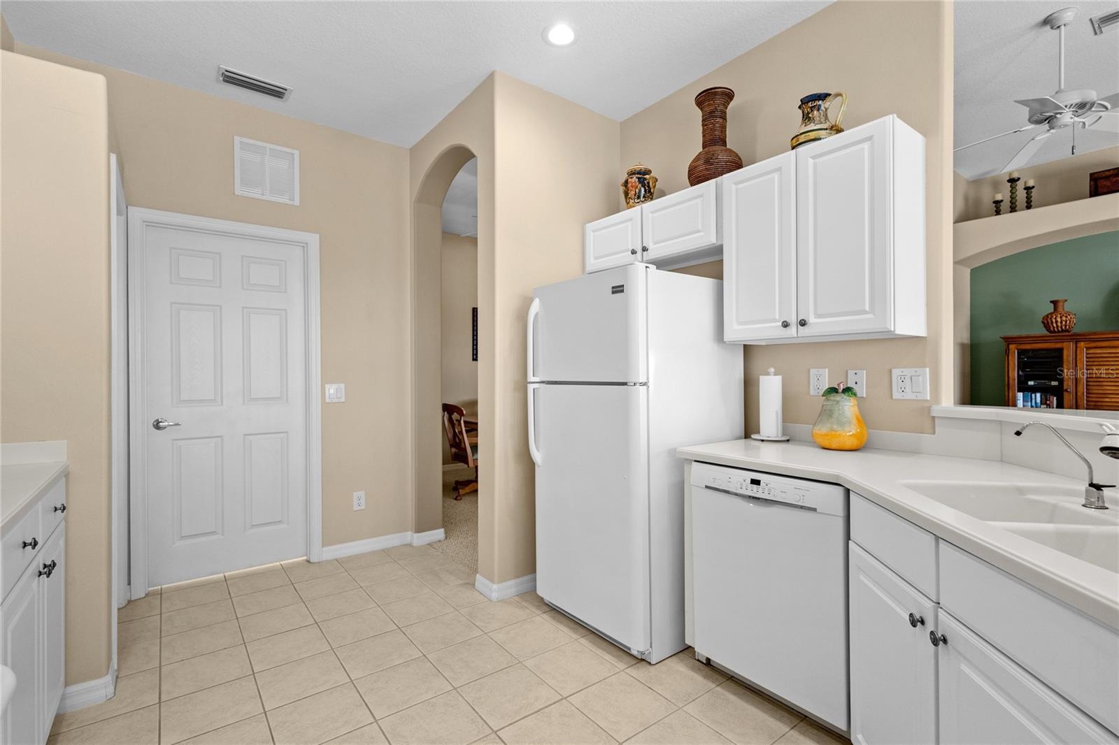 4427 BLUE HERON CIRCLE — photo 12