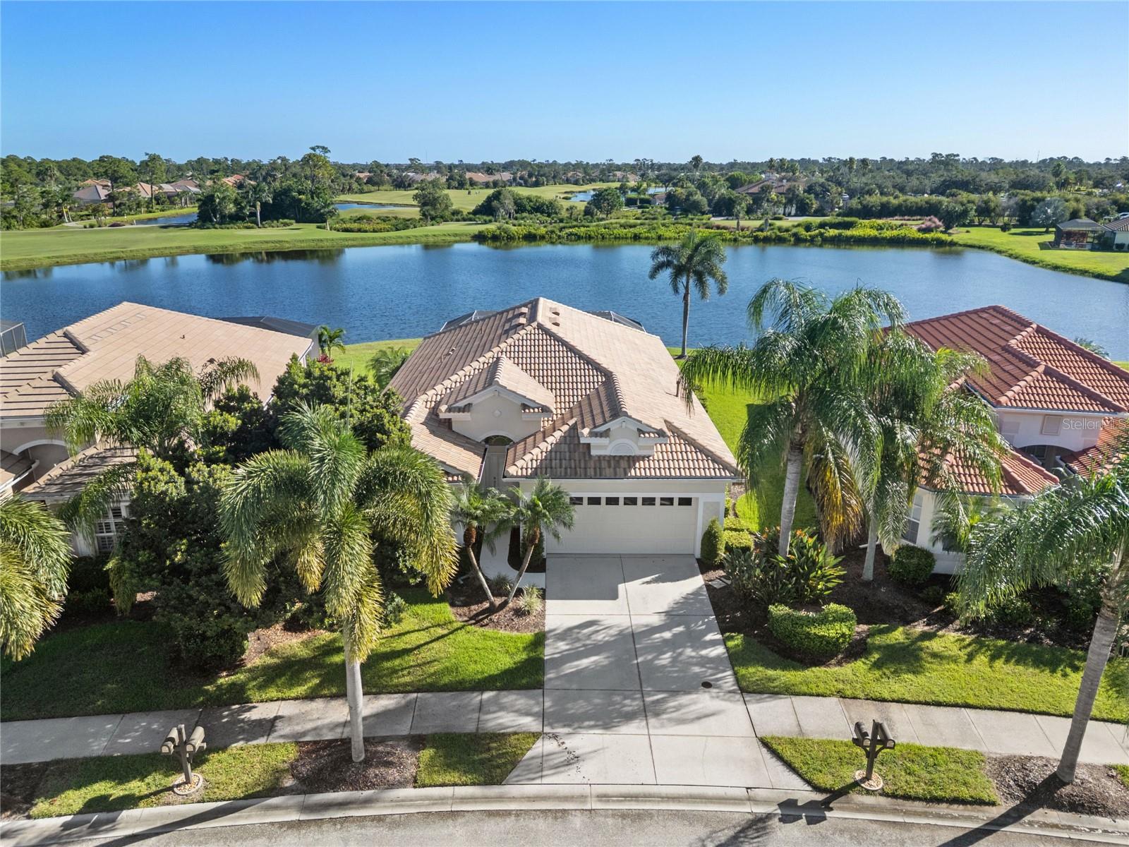 4427 BLUE HERON CIRCLE — photo 4