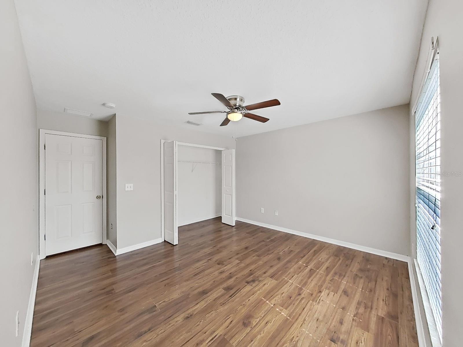 8427 CARRIAGE POINTE DR — photo 27