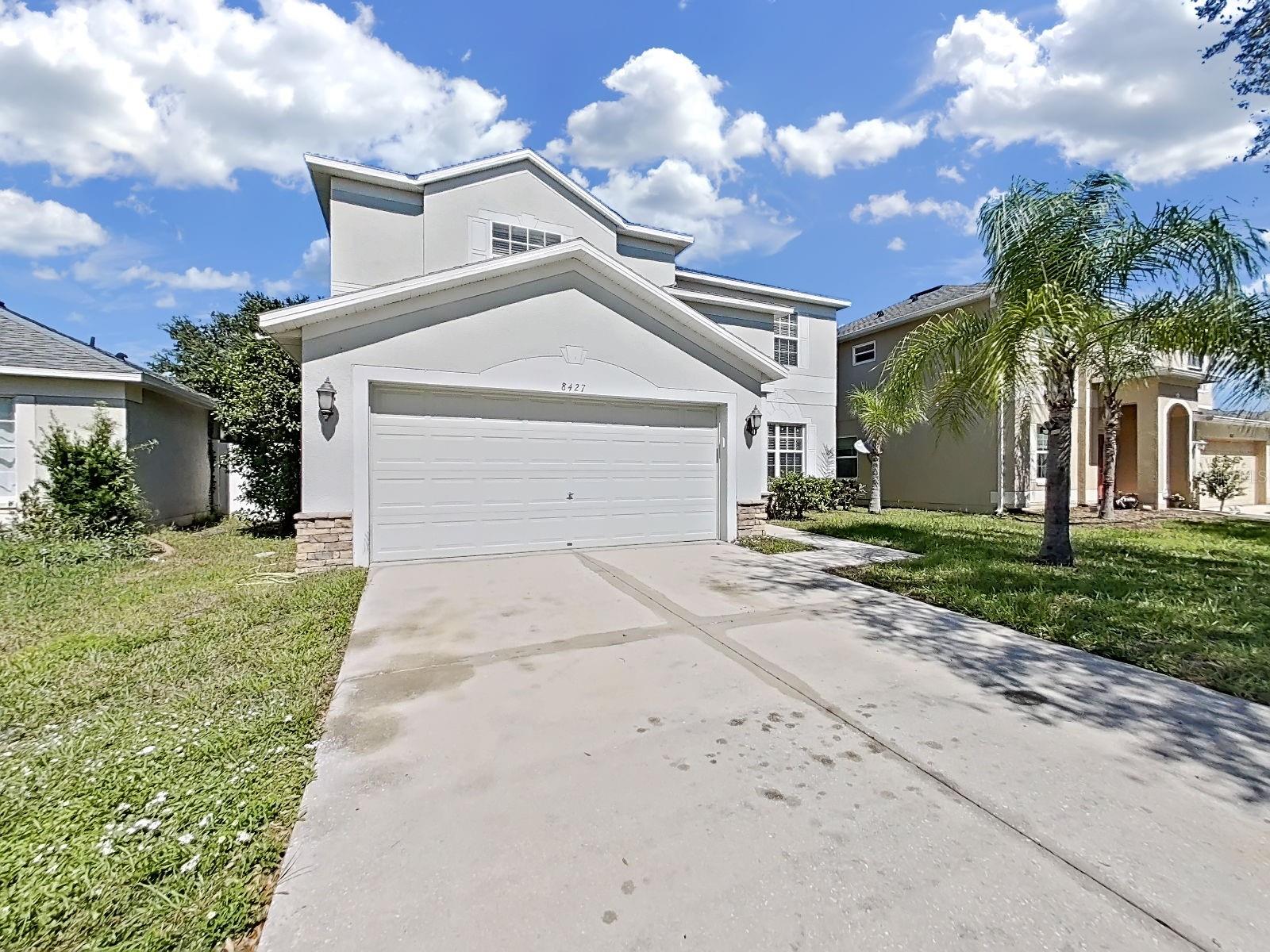 8427 CARRIAGE POINTE DR — photo 2