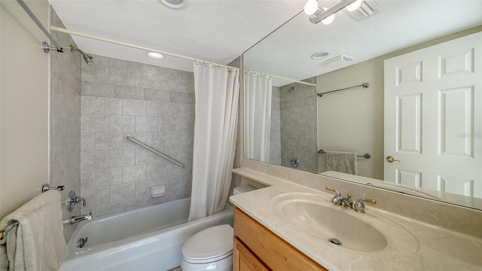 5300 OCEAN BLVD #301 — photo 23