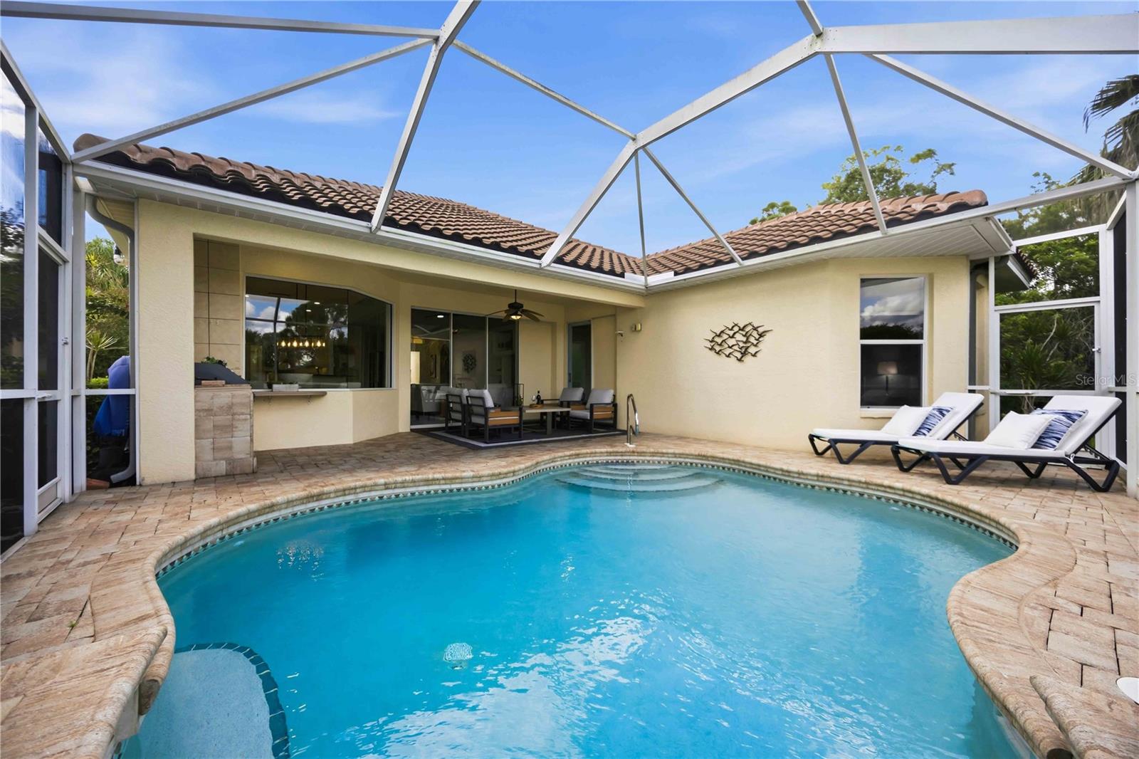 3951 WHISPERING OAKS DR — photo 6