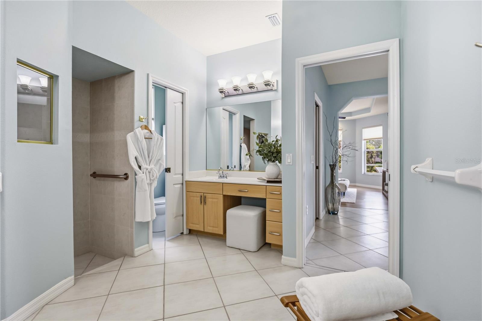 3951 WHISPERING OAKS DR — photo 38