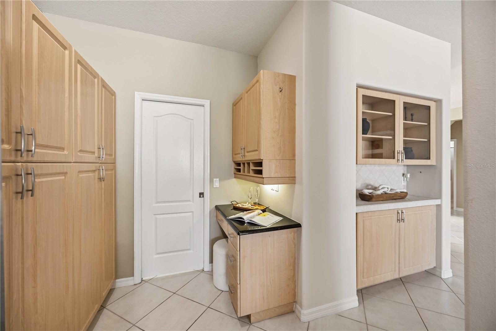 3951 WHISPERING OAKS DR — photo 24